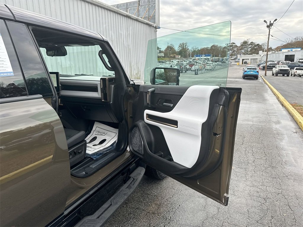 Used 2024 GMC Hummer EV 3X image 31