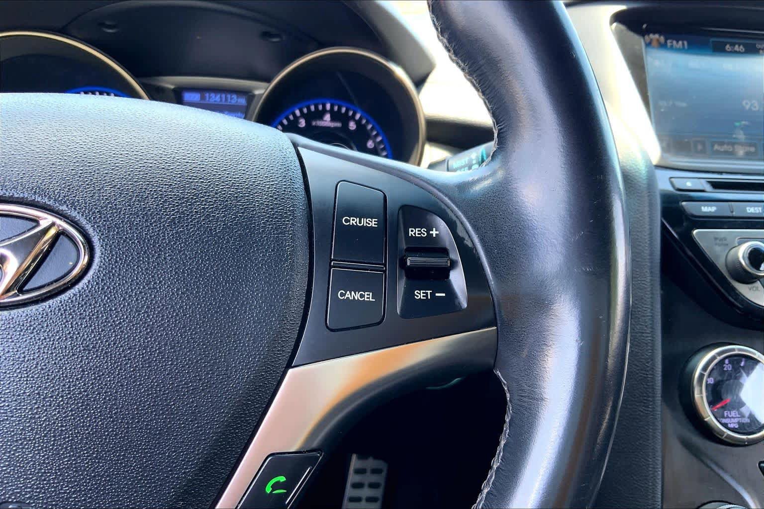 Used 2013 Hyundai Genesis 3.8 RWD image 23