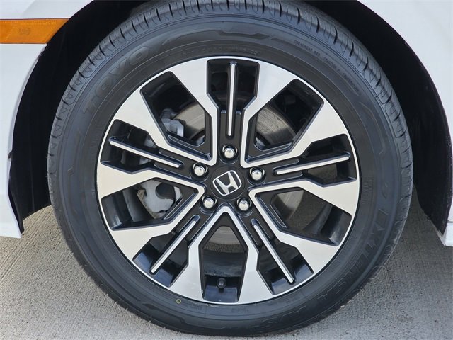 Used 2025 Honda Odyssey Elite image 9