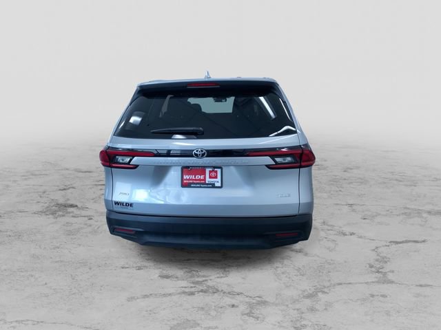 Certified 2025 Toyota Grand Highlander AWD image 8