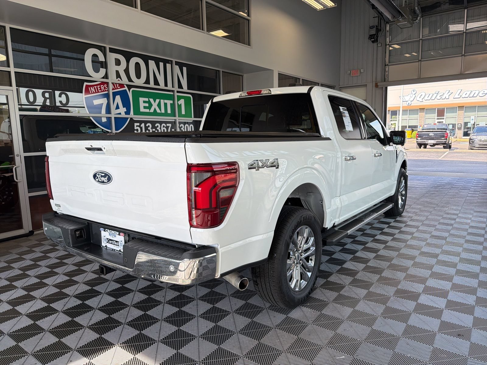 Used 2024 Ford F150 Lariat w/ Bed Utility Package AWD/4WD image 8