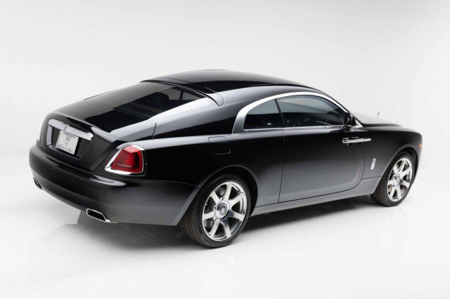 Used 2015 Rolls-Royce Wraith image 3