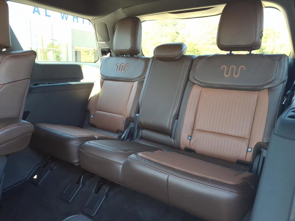 New 2025 Ford Expedition King Ranch image 9