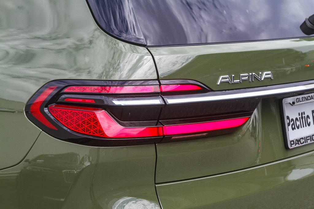 New 2026 BMW ALPINA XB7 AWD/4WD image 7