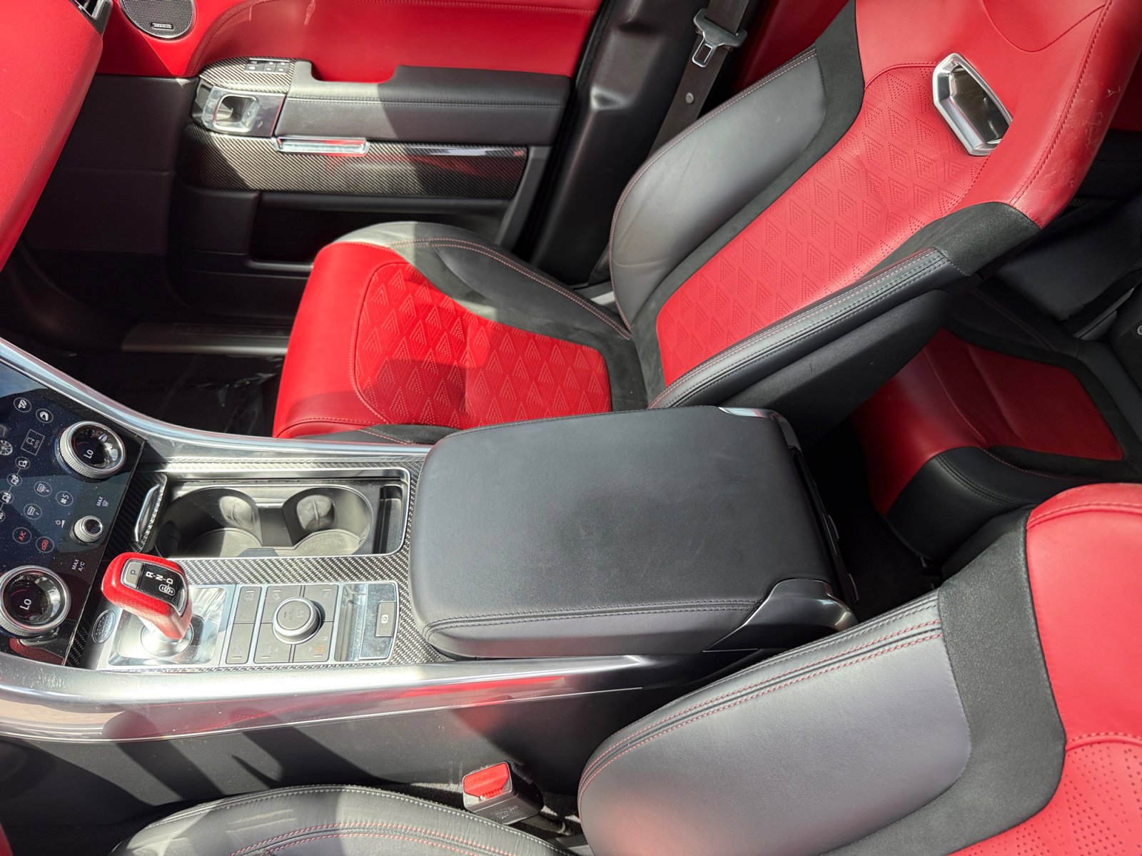 Used 2022 Land Rover Range Rover Sport SVR image 14