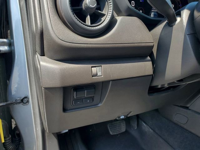 Used 2024 Chevrolet Colorado Trail Boss w/ Advanced Trailering Package AWD/4WD image 12
