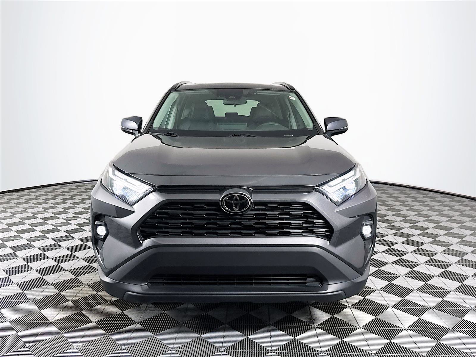 Used 2024 Toyota RAV4 XLE Premium image 2