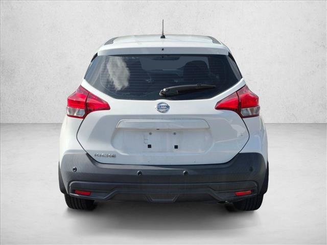 Used 2020 Nissan Kicks S FWD image 6