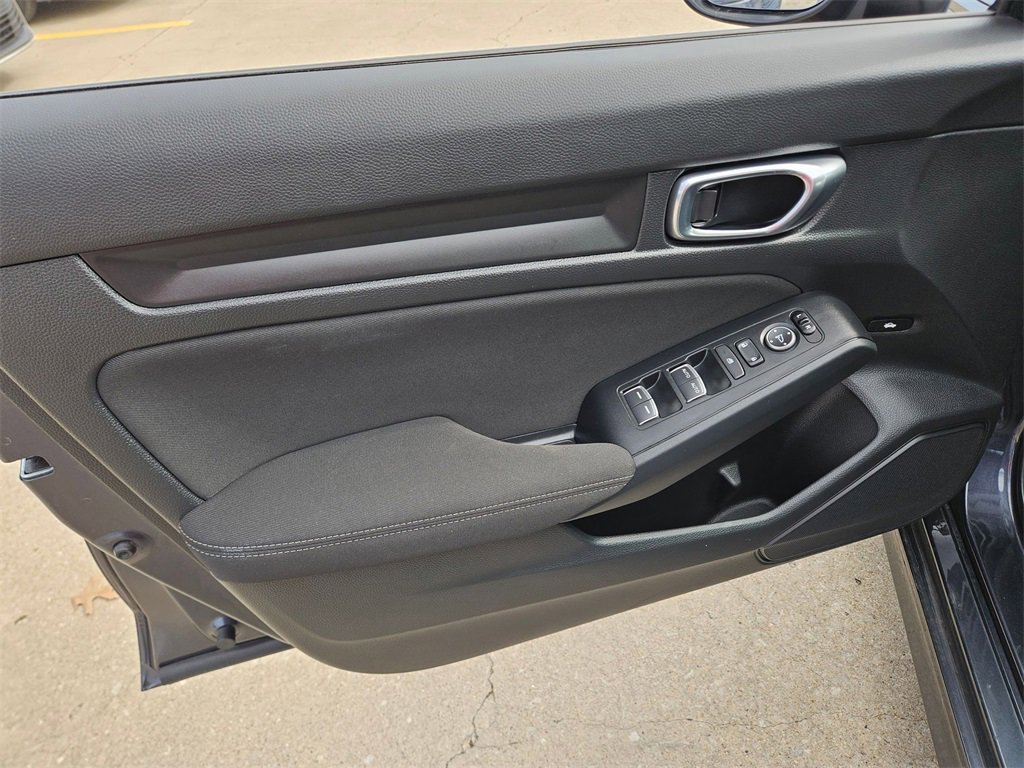 Used 2025 Honda Civic Sport image 14