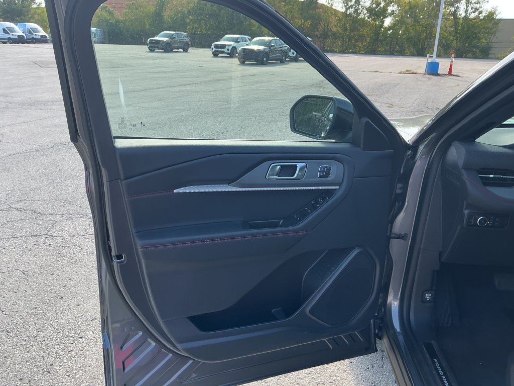 New 2027 Ford Explorer ST AWD/4WD image 9