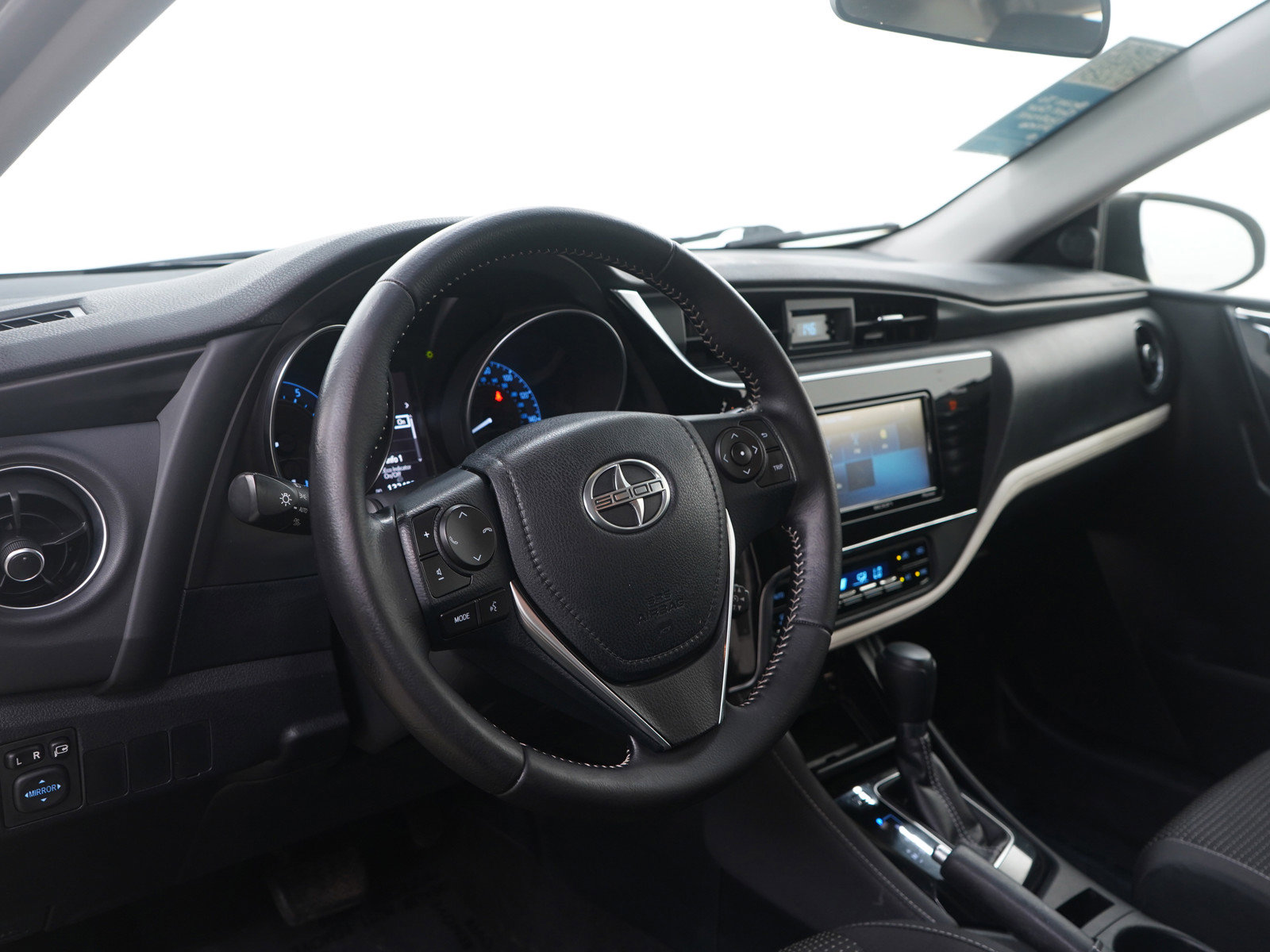 Used 2016 Scion iM image 17