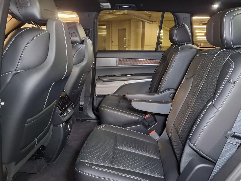 New 2026 Cadillac Vistiq Sport AWD/4WD image 12