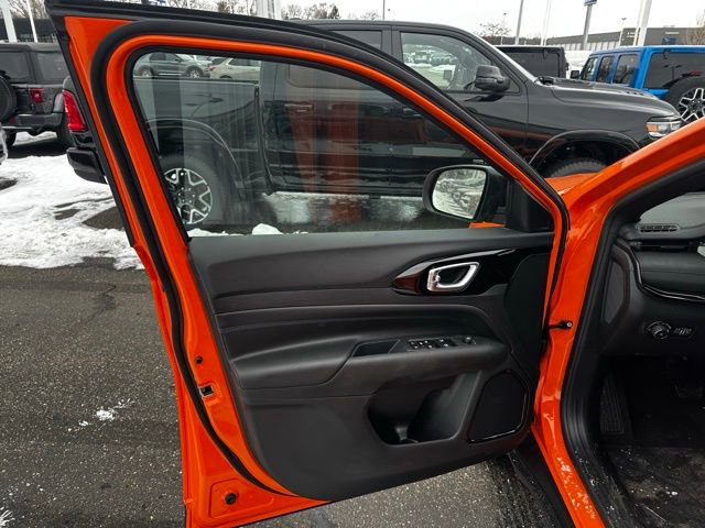 New 2026 Jeep Compass Latitude image 13