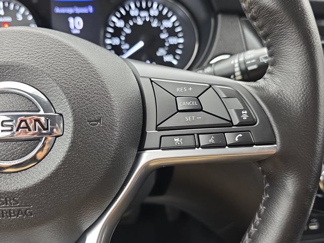 Used 2018 Nissan Rogue SL FWD image 18