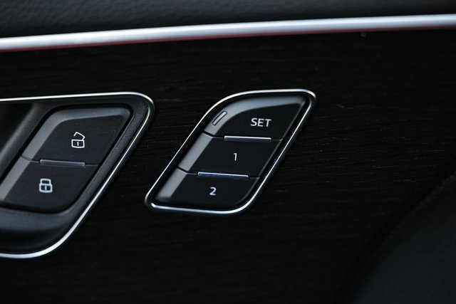 Used 2025 Audi Q7 3.0T Premium Plus image 16