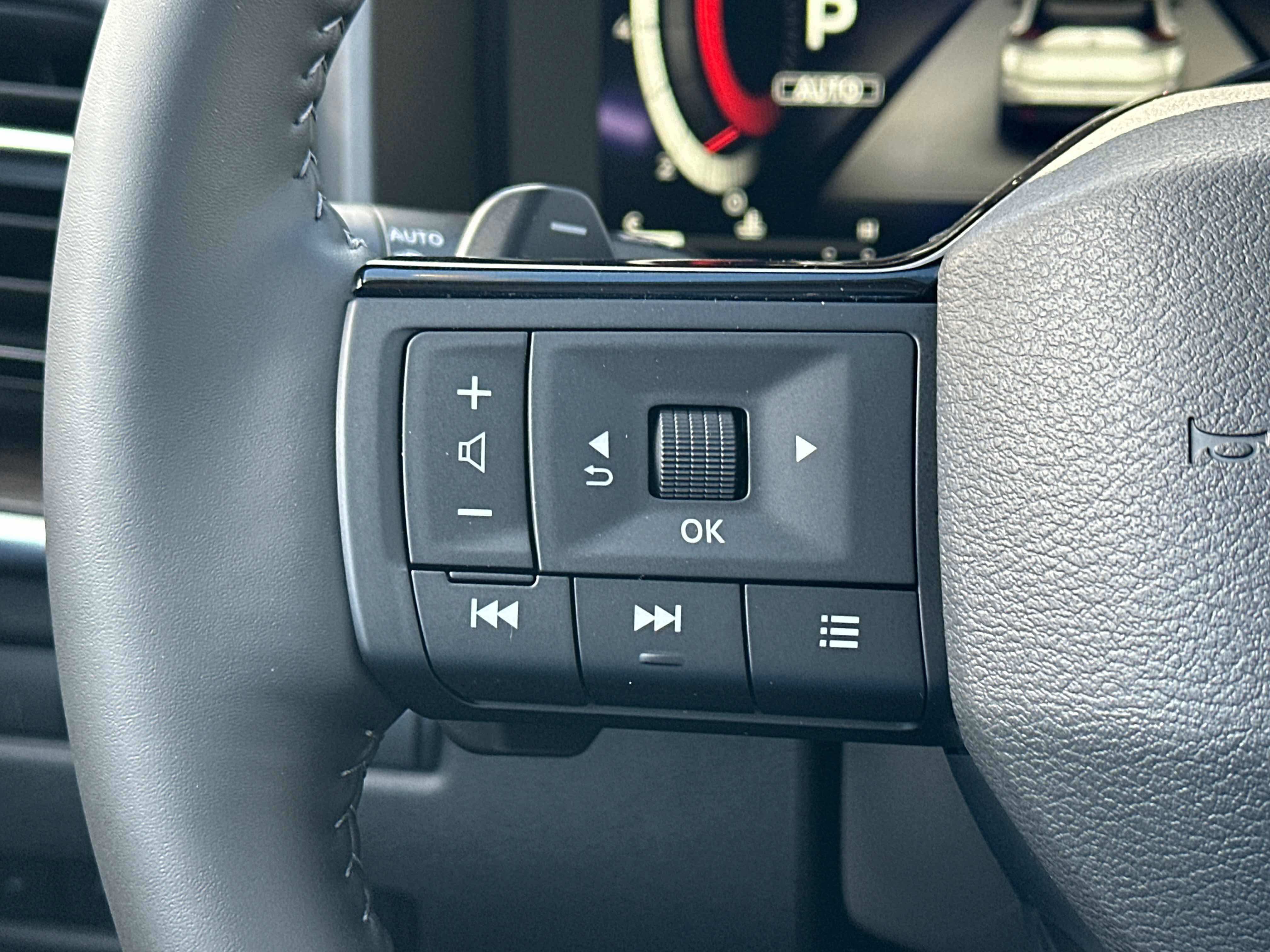 New 2026 Nissan Rogue Platinum w/ Tech Package image 38