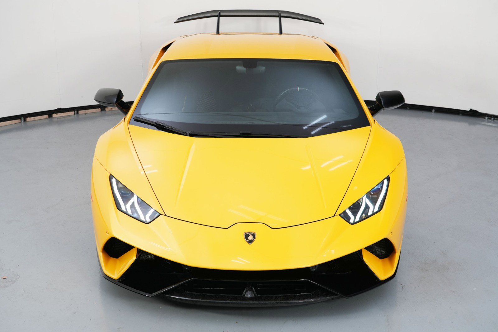 Used 2018 Lamborghini Huracan Performante image 53