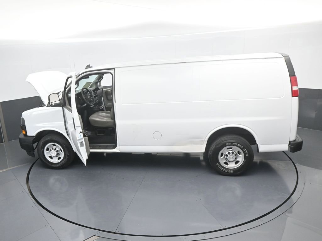 Used 2019 Chevrolet Express 2500 image 55