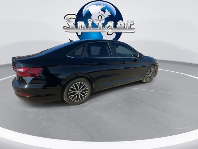 Used 2021 Volkswagen Jetta SE w/ SE Cold Weather Package image 9