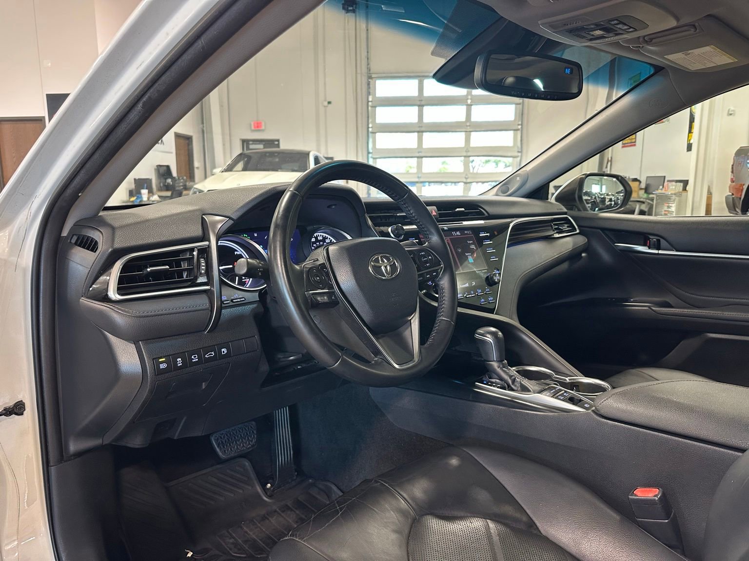 Used 2018 Toyota Camry XLE w/ Audio Package FWD image 13