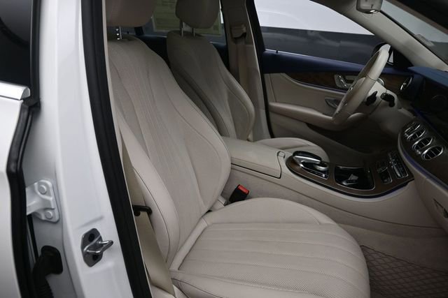 Used 2020 Mercedes-Benz E 350 Sedan image 29