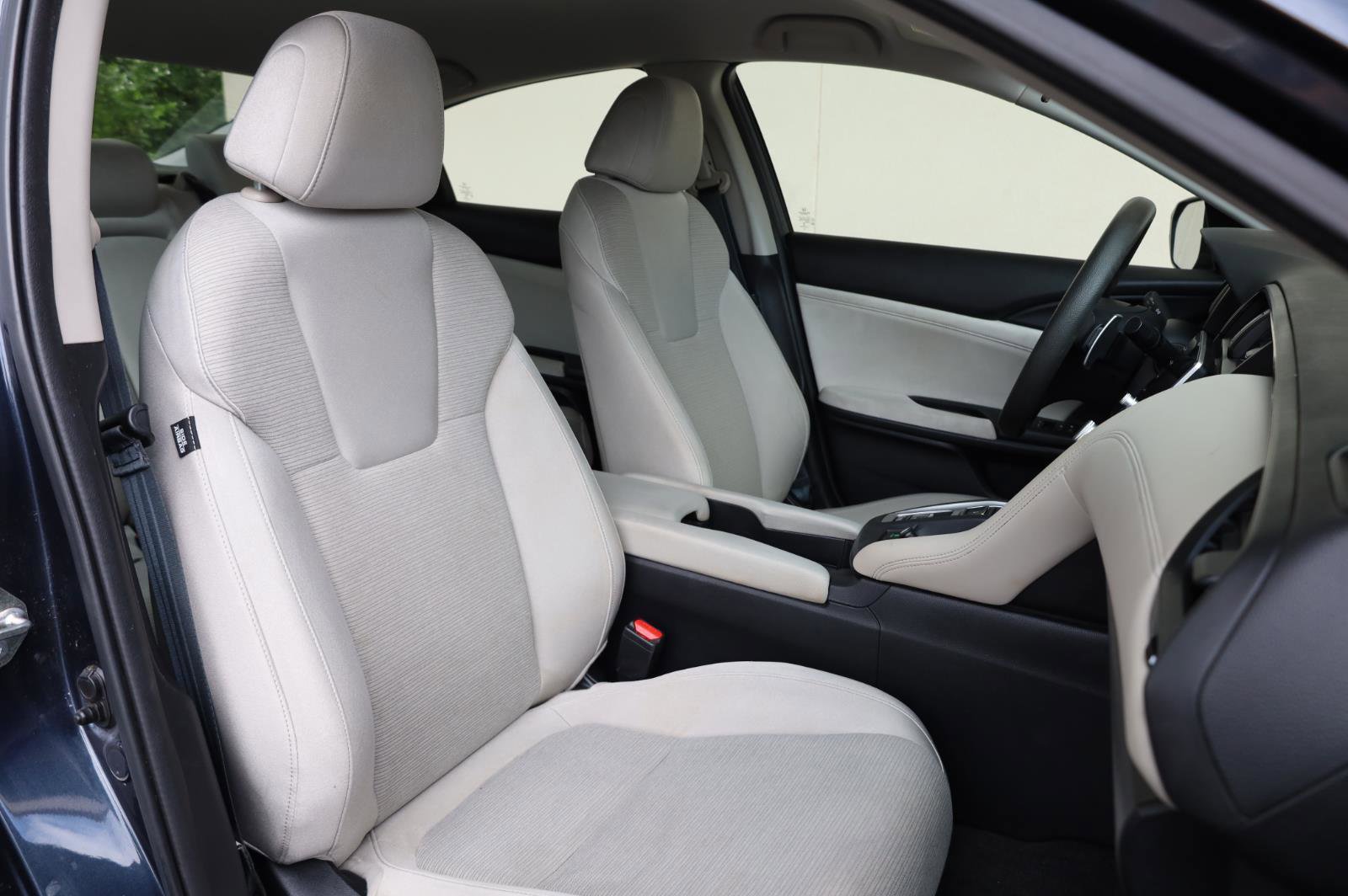 Used 2019 Honda Insight EX image 26