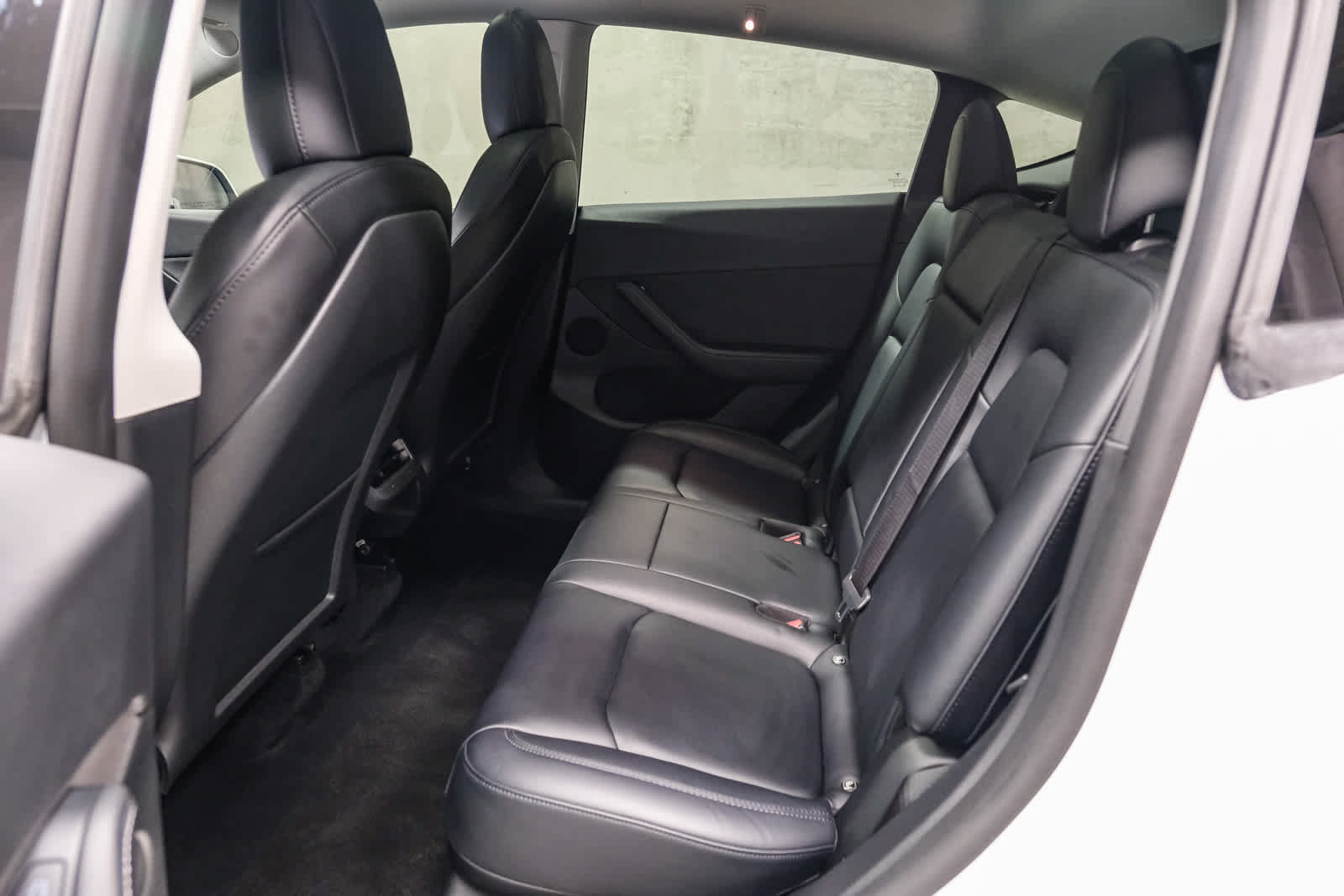 Used 2022 Tesla Model Y Long Range AWD/4WD image 21