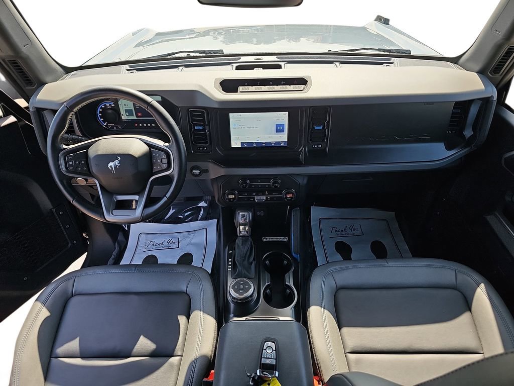 Used 2023 Ford Bronco Black Diamond w/ Sasquatch Package image 12