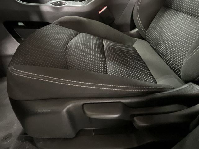 Used 2024 GMC Terrain SLE image 18