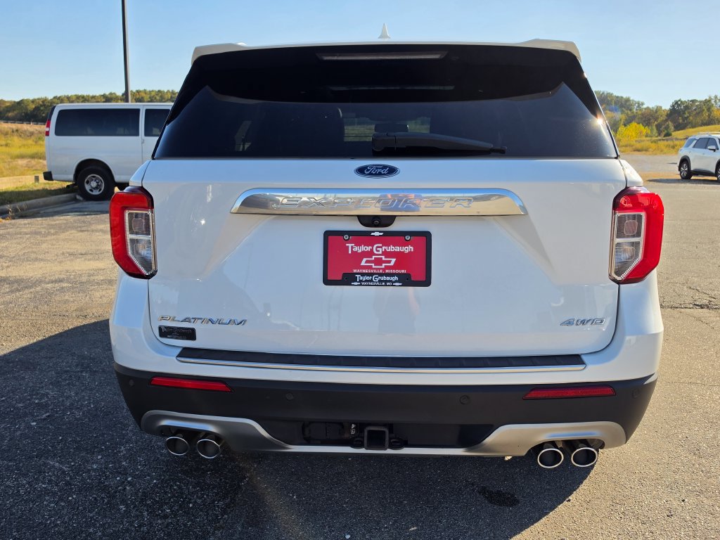 Used 2022 Ford Explorer Platinum w/ Equipment Group 601A AWD/4WD image 7