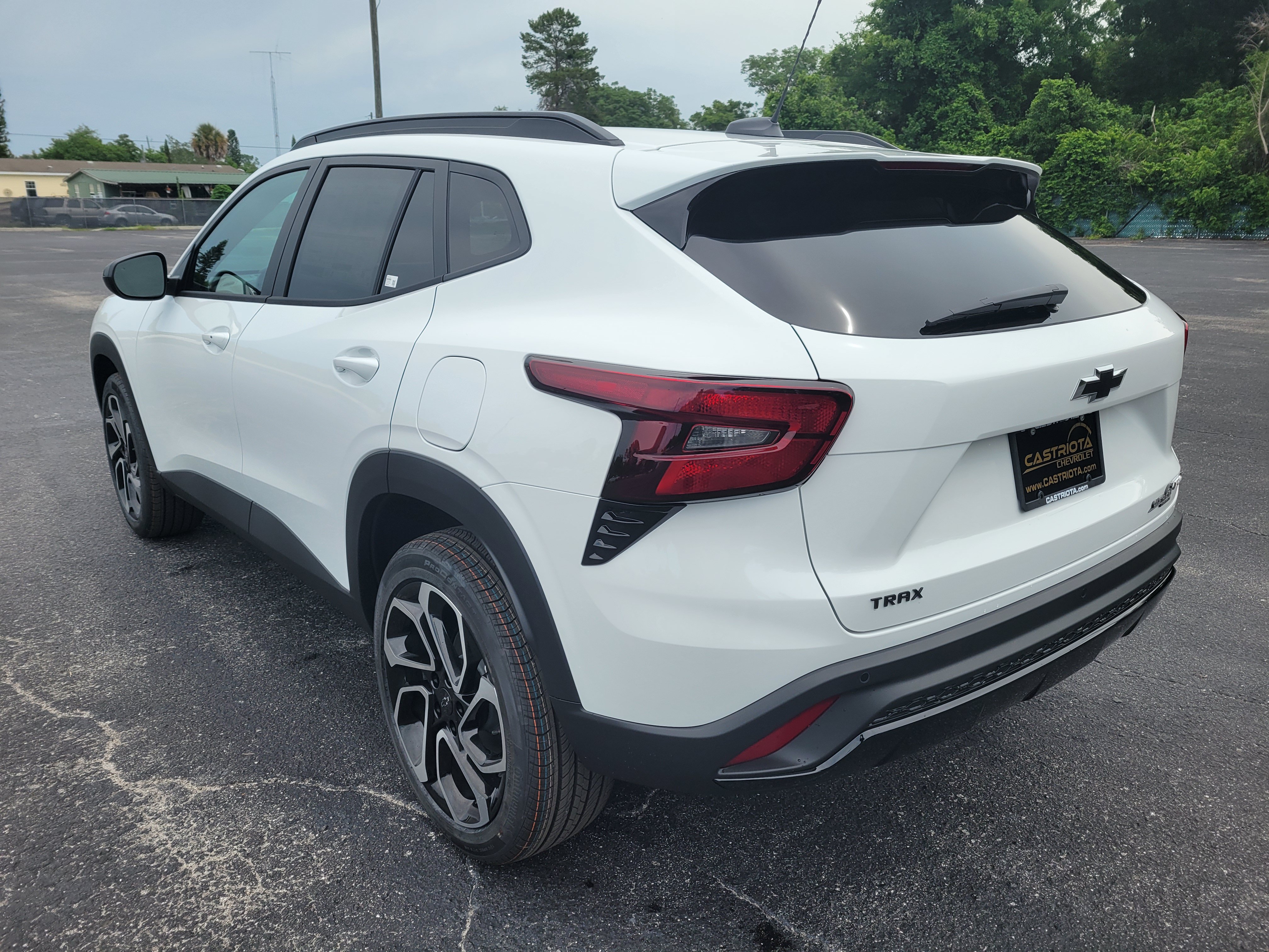 New 2026 Chevrolet Trax RS w/ Driver Confidence Package FWD image 8