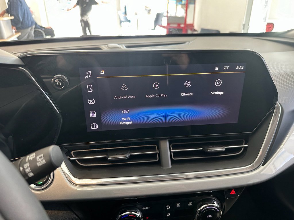 New 2026 Chevrolet Trax LT image 9