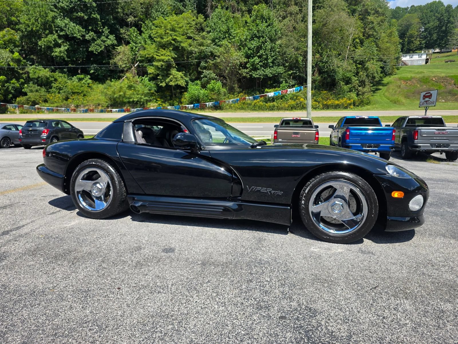 Used 1995 Dodge Viper RT/10 RWD image 1