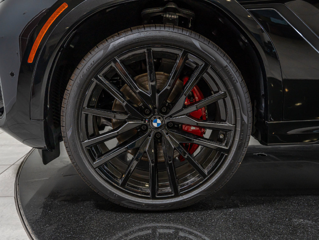 New 2027 BMW X6 xDrive40i w/ Climate Comfort Package AWD/4WD image 13