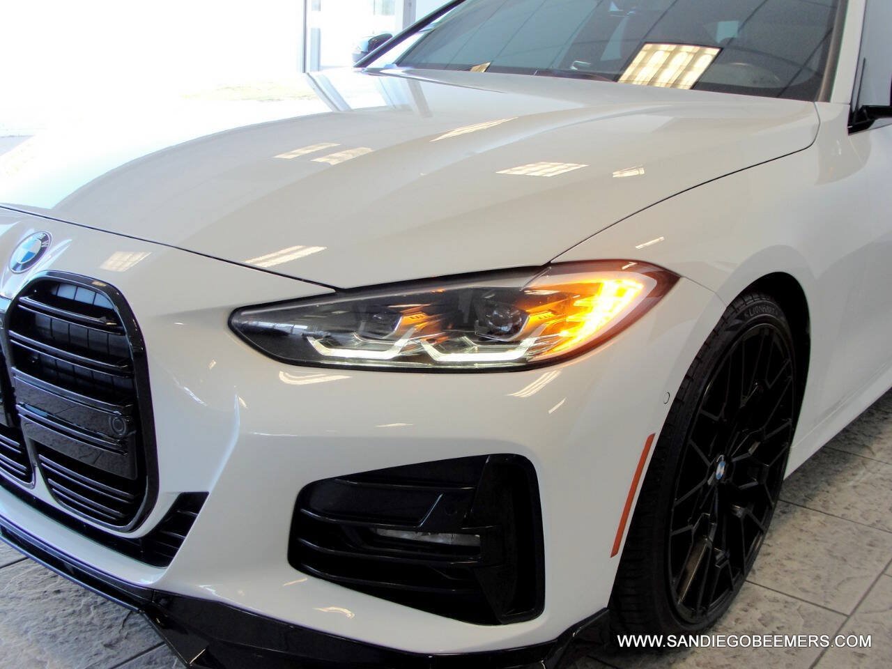 Used 2023 BMW 430i Coupe w/ M Sport Package RWD image 56