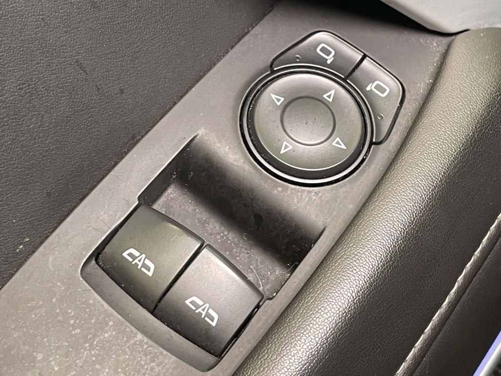 Used 2022 Chevrolet Camaro SS RWD image 28