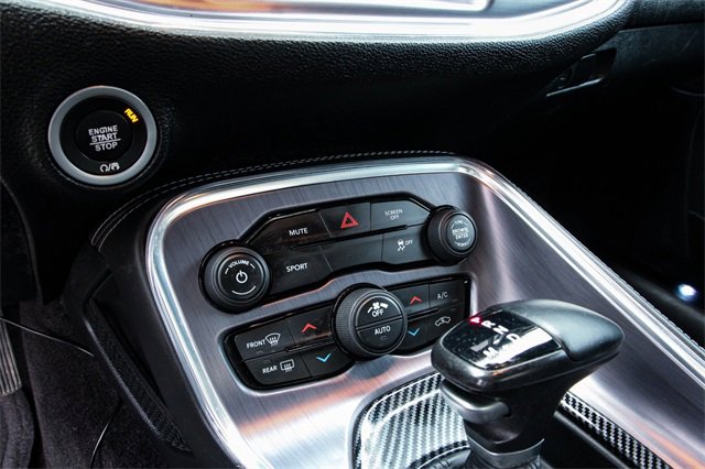 Used 2018 Dodge Challenger SXT image 22