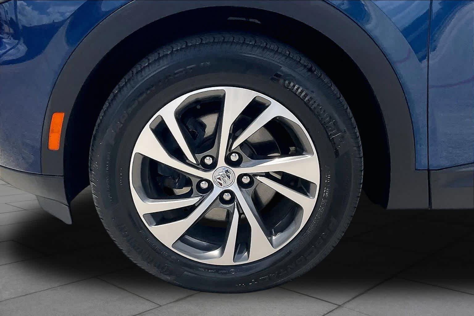 Used 2023 Buick Envision Essence FWD image 10