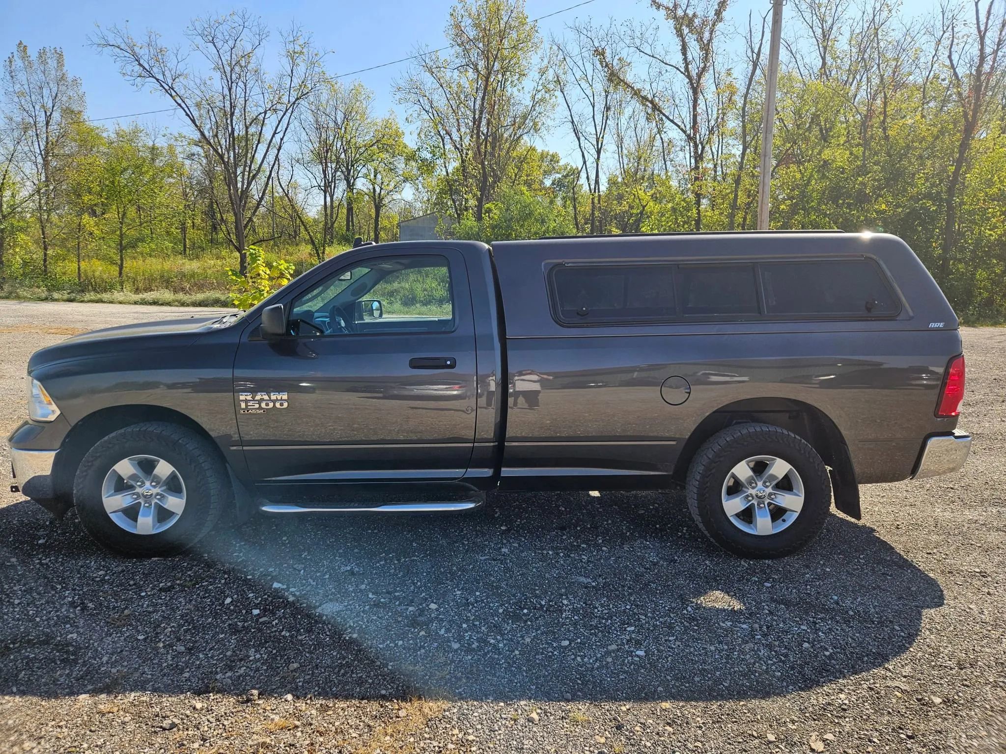 Used 2022 RAM 1500 Classic SLT w/ Electronics Group image 1