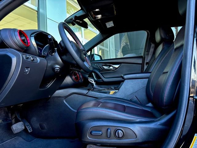Used 2023 Chevrolet Blazer RS w/ Enhanced Convenience Package FWD image 28