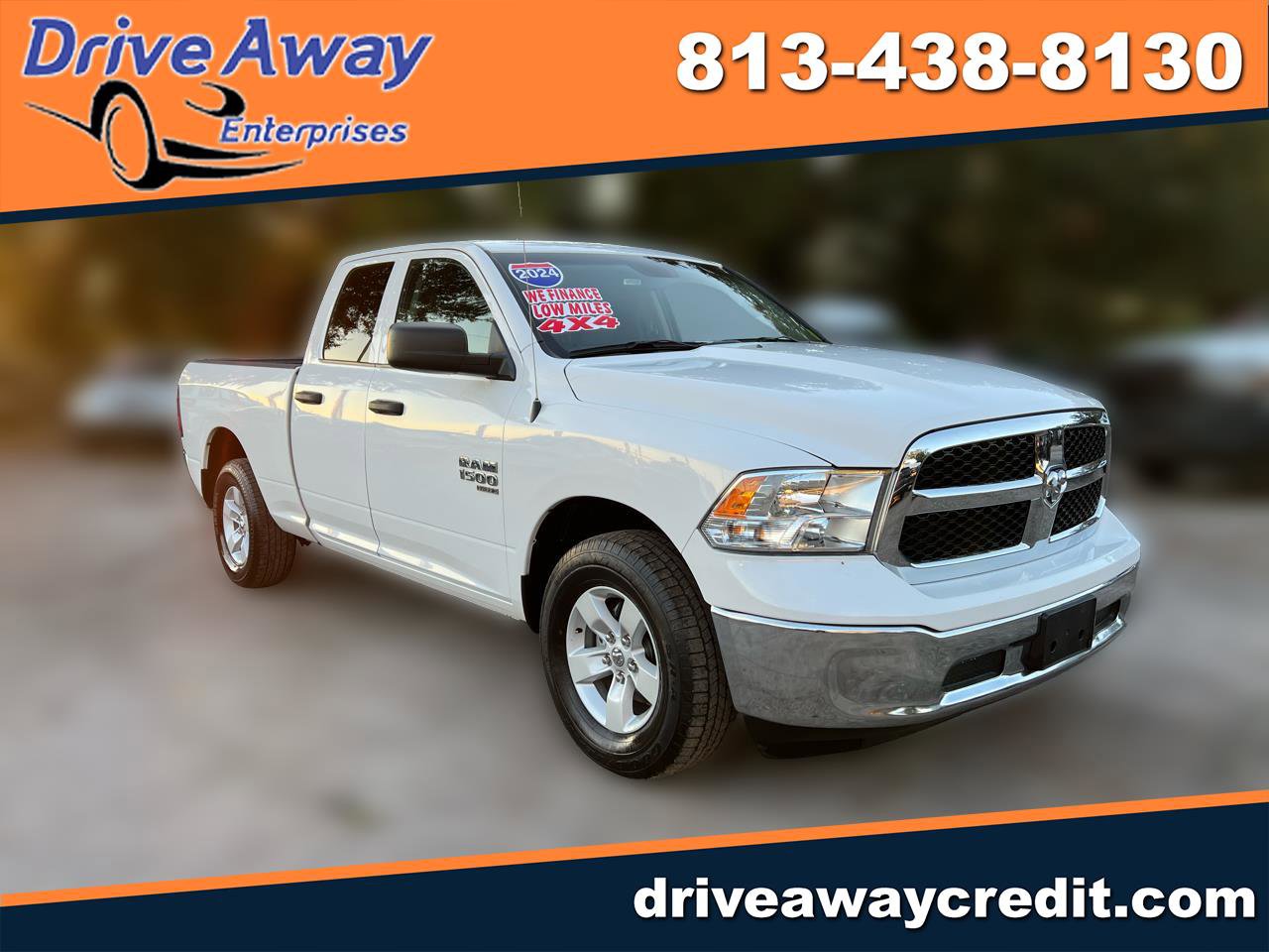 Used 2024 RAM 1500 Classic SLT AWD/4WD image 1