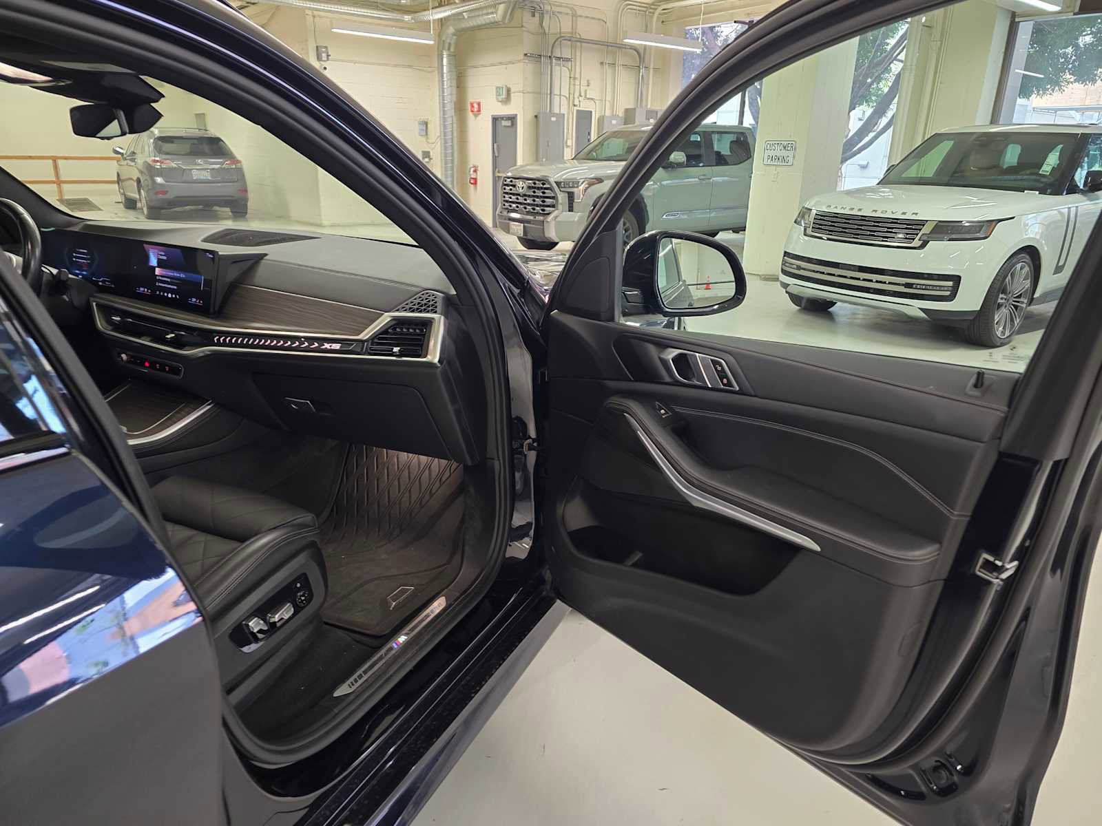 Used 2024 BMW X5 xDrive50e w/ M Sport Package image 13