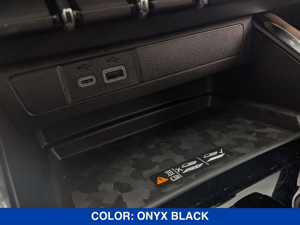 New 2025 GMC Canyon Denali image 27