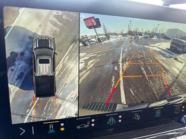 Used 2023 Chevrolet Silverado 1500 ZR2 w/ Technology Package image 43