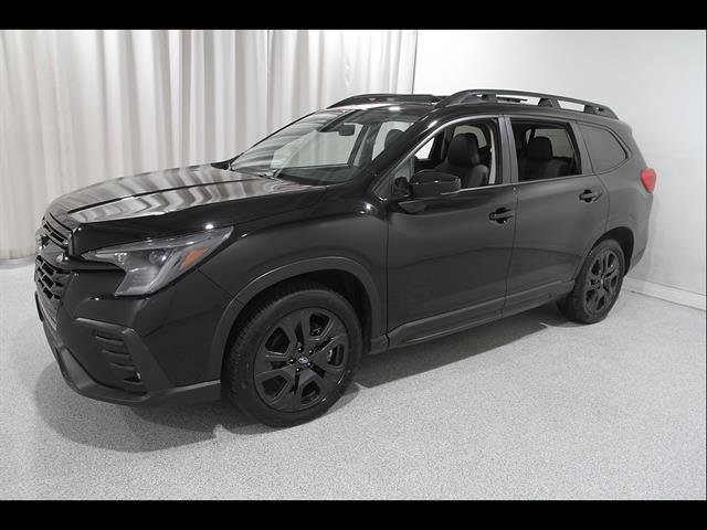 Used 2024 Subaru Ascent Onyx Edition AWD/4WD image 3