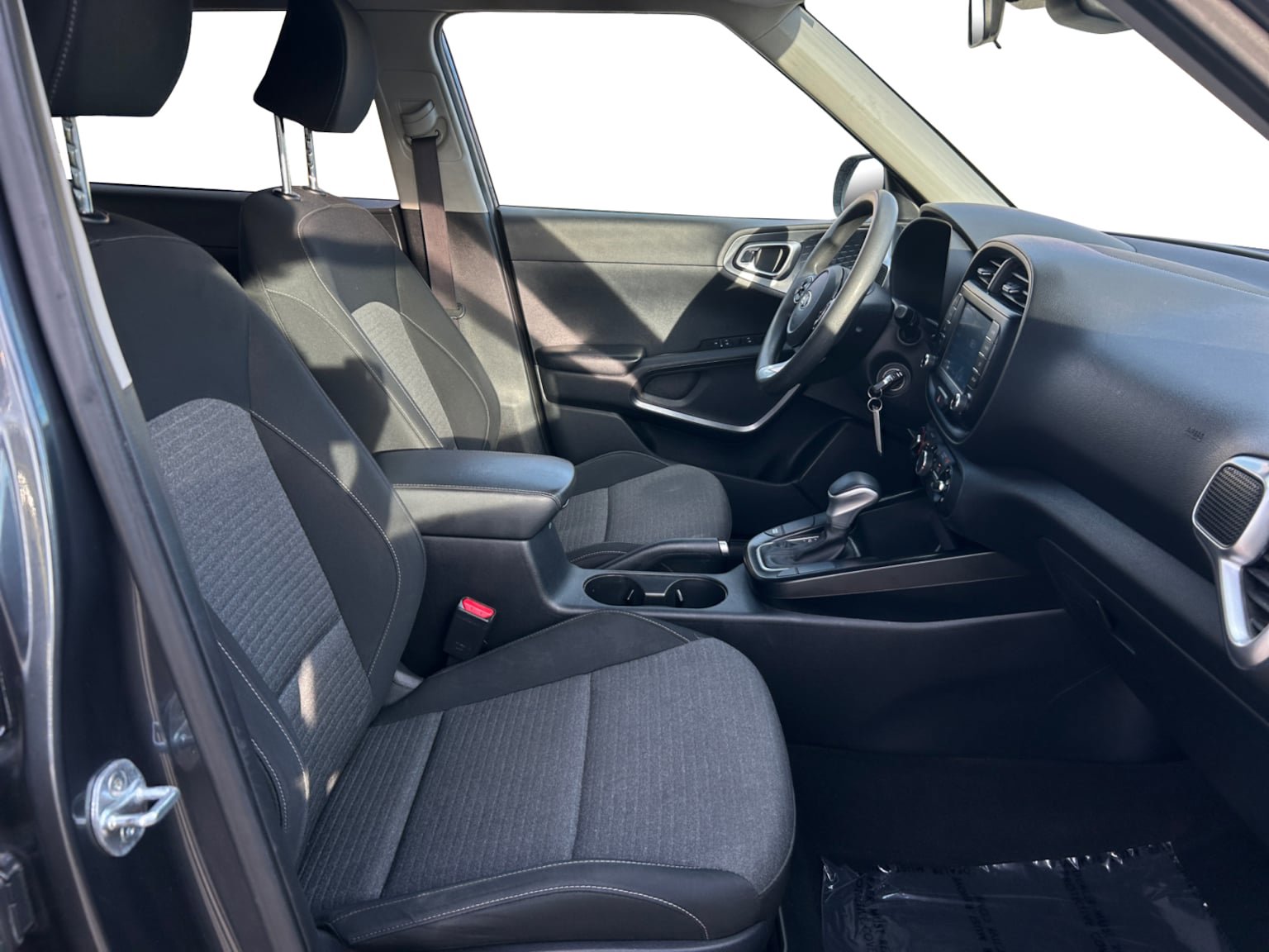 Used 2021 Kia Soul S FWD image 17