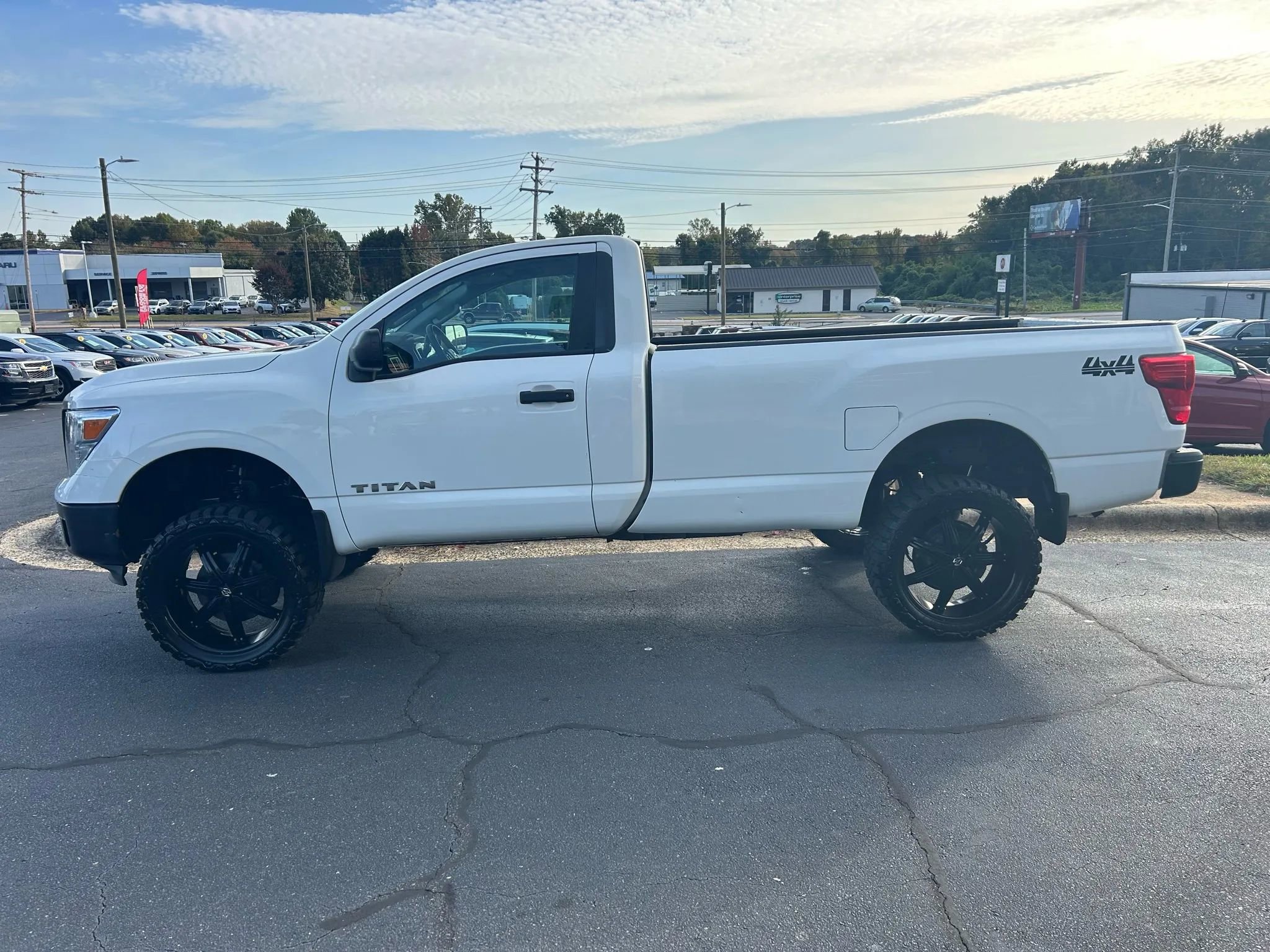 Used 2018 Nissan Titan S w/ S Utility Package image 4