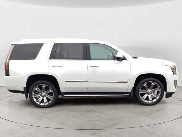 Used 2020 Cadillac Escalade Luxury AWD/4WD image 6