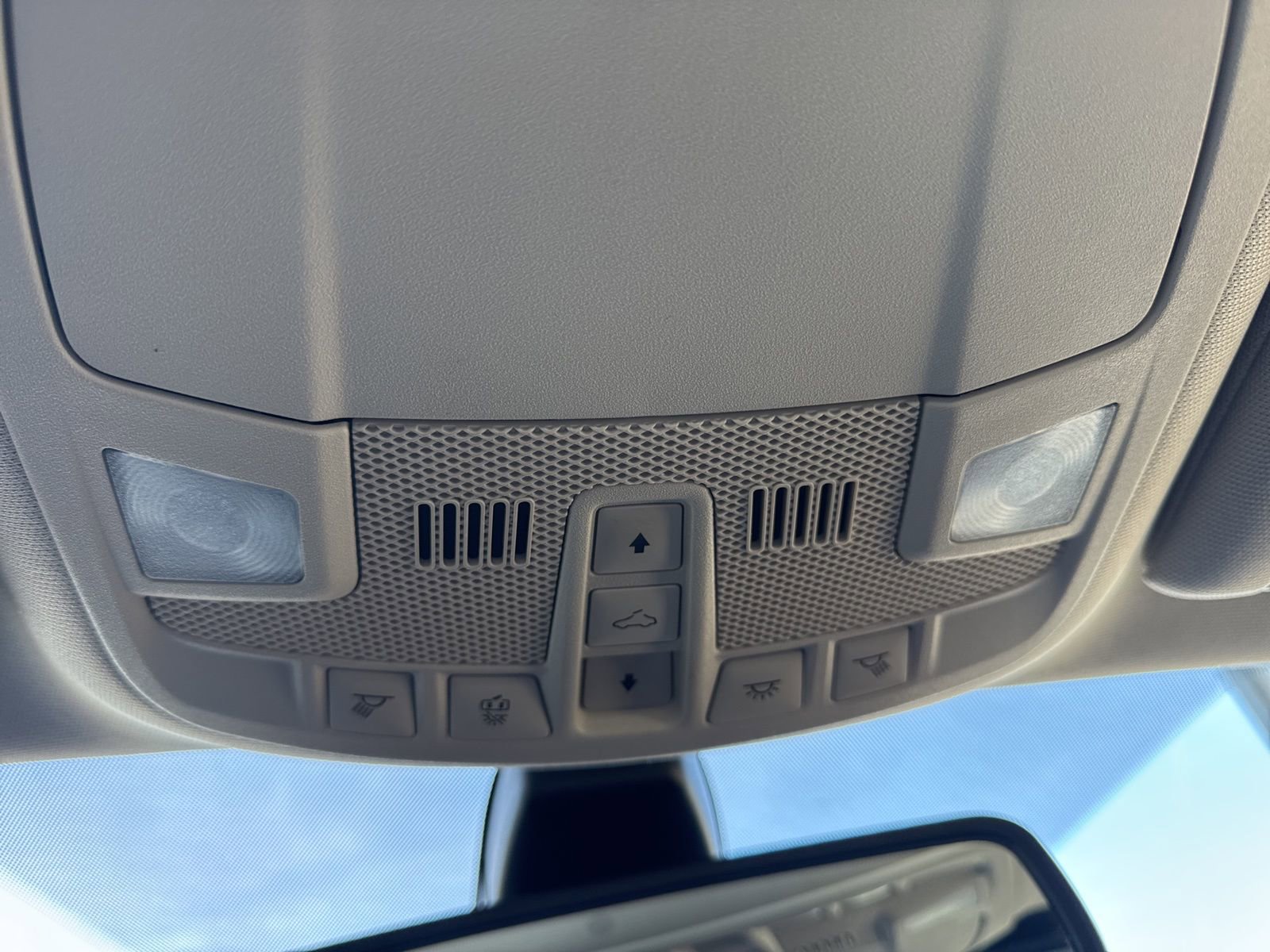 Certified 2018 Ford Fusion SE w/ Fusion SE Technology Package image 35