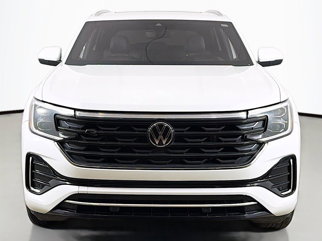 Used 2024 Volkswagen Atlas Cross Sport SEL R-Line AWD/4WD image 13